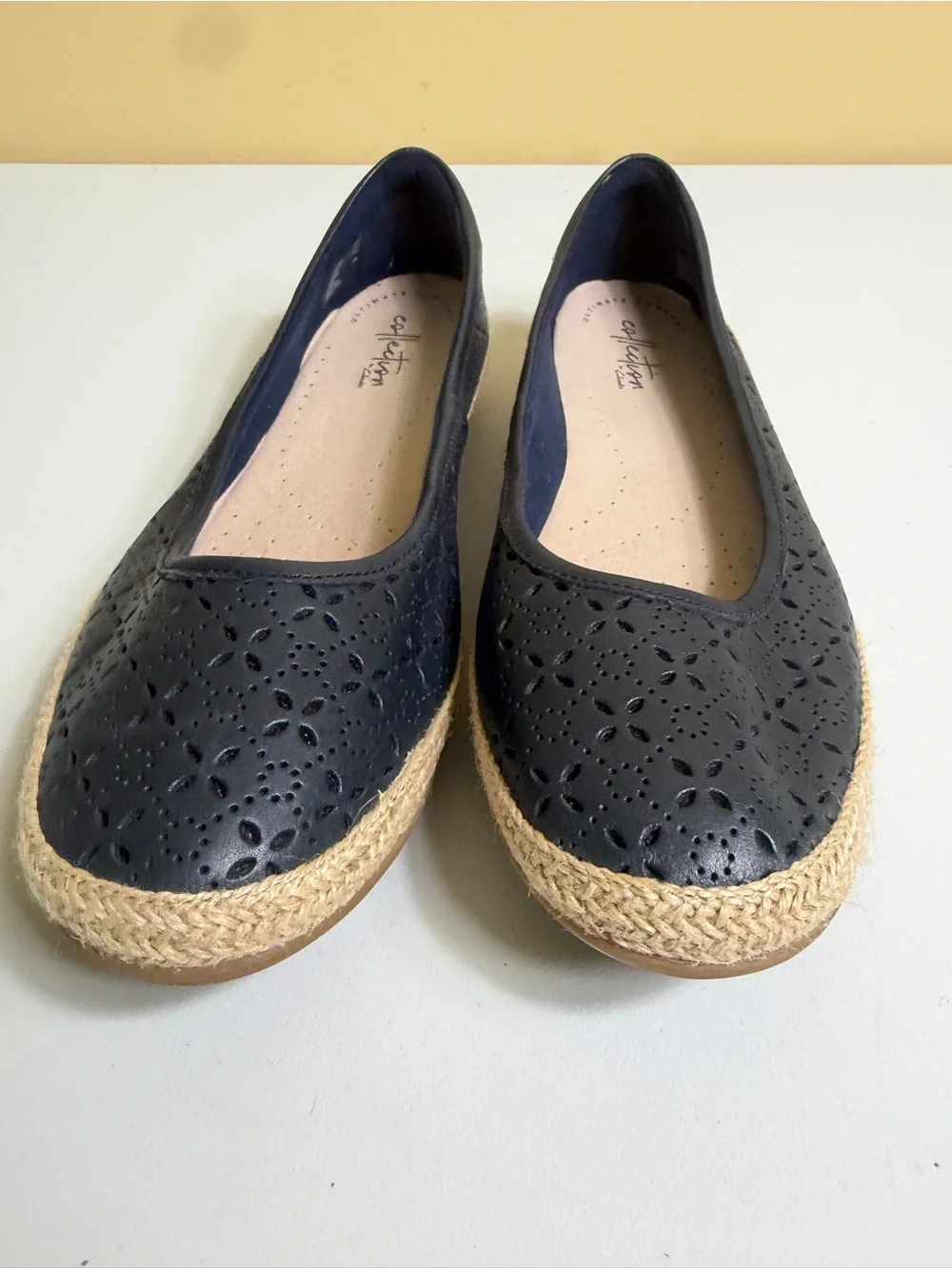 Nwot isClarks Collection Danelly Adira Navy Leather Espadrille Flats - Size 9.5